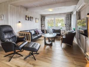 Holiday Home Aleksandar - 500m from the sea by Interhome