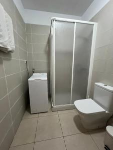 3 minute walk to the beach