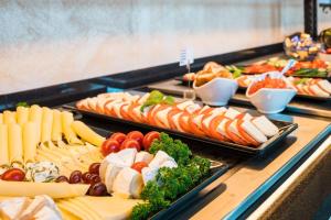 SUPREME Luxury HOTEL