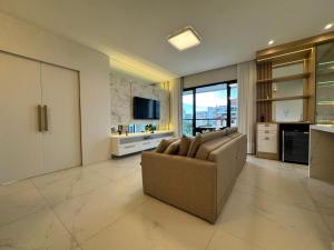 Invictus Residence 202 - Apartamento Frente Rua Decorado na Praia de Palmas a 4 Minutinhos do Mar