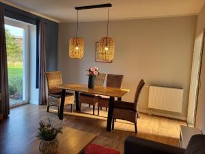 10 Walnuss - Hof Wiesengrund