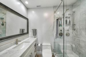 Into the Blue - Oceanfront Condo with Beach Access & Gulf Views