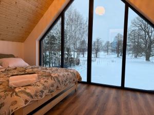 OAK House domek z balią w Serskim Lesie