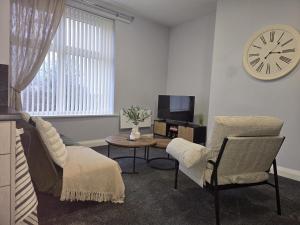 Apartment in Central Huddersfield with free parking