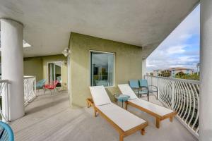 Sandbar Getaway Sun, Sand & Stress-Free Stay