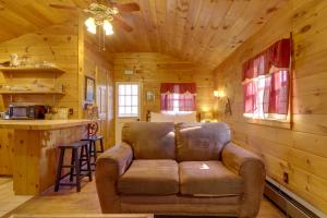Couples Retreat in Sevierville with Community Perks