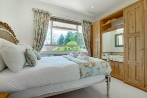 4 Bed in Ovingdean oc-bbvale