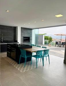 Vista total para o mar- Camboinhas, Niterói-RJ