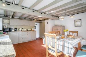 4 Bed in Alcester oc-s30997