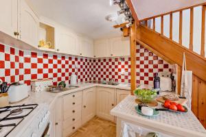 2 Bed in Brecon oc-t32728