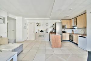 Tamarindo Apartment 6p - Playa La Cala Beach