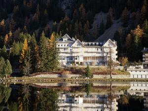 Apartment Alpes et Lac 40 by Interhome