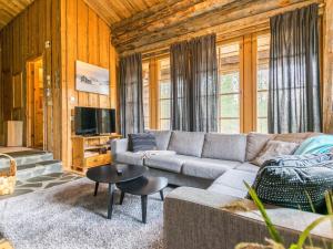 Holiday Home Kultatunturi by Interhome