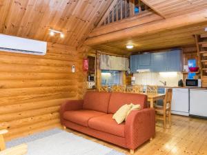 Holiday Home Kuukkelin tupa 2 by Interhome