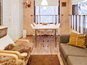 Holiday Home Mustalampi 3 lintukoto by Interhome