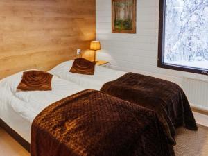 Holiday Home Mustalampi 3 lintukoto by Interhome