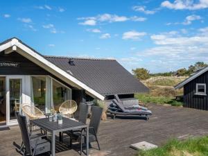 Holiday Home Maxie - 1-2km from the sea by Interhome