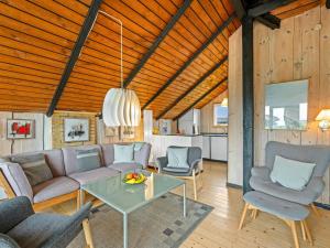 Holiday Home Hildegart - from the sea by Interhome