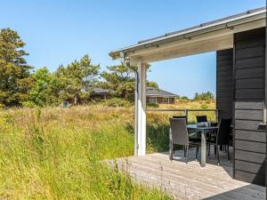 Holiday Home Raakel - 950m from the sea by Interhome