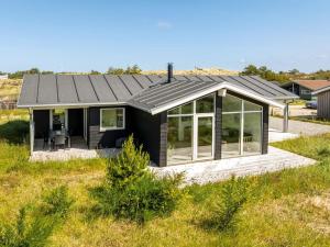 Holiday Home Raakel - 950m from the sea by Interhome