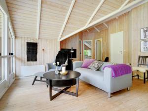 Holiday Home Maard - 325m from the sea by Interhome