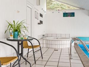 Holiday Home Gladis - 900m from the sea by Interhome