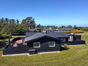 Holiday Home Kamp - 700m from the sea by Interhome