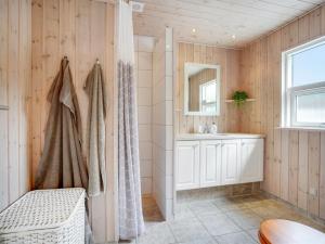 Holiday Home Ønder - 800m from the sea by Interhome