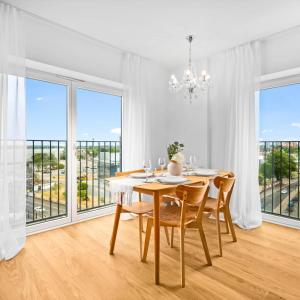 Stylish 2 Bed Apartment - City Centre - Balcony - Wi-Fi Netflix 711CS