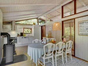 Holiday Home Jelko - 1-2km from the sea by Interhome