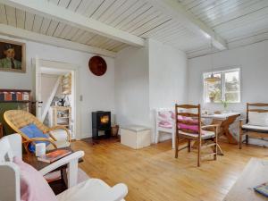 Apartment Helny - 300m from the sea by Interhome