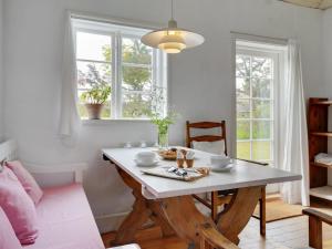 Apartment Helny - 300m from the sea by Interhome