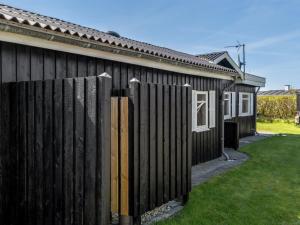 Holiday Home Baarde - 350m from the sea by Interhome