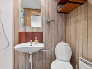 Apartment Dineke - 200m to the fjord by Interhome