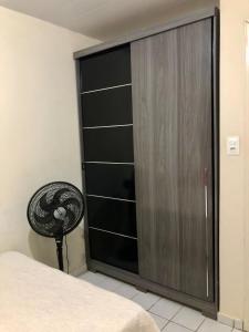 Casa três quartos em condomínio