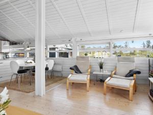 Holiday Home Allida - 800m from the sea by Interhome