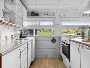 Holiday Home Allida - 800m from the sea by Interhome