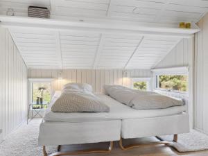 Holiday Home Allida - 800m from the sea by Interhome