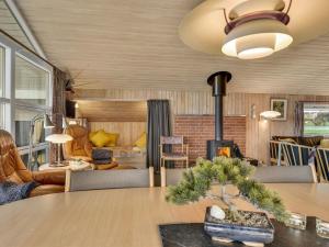 Holiday Home Hjalmar - 400m from the sea by Interhome