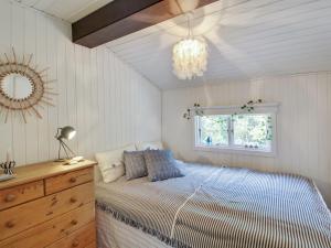 Holiday Home Øllegård - 250m from the sea by Interhome