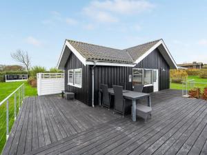 Holiday Home Clarita - 300m to the fjord by Interhome