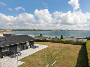 Holiday Home Beowulf - 200m from the sea by Interhome