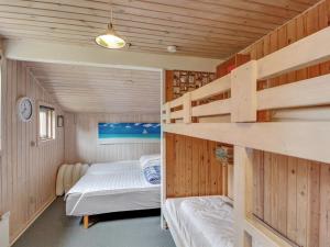 Holiday Home Cristina - from the sea by Interhome