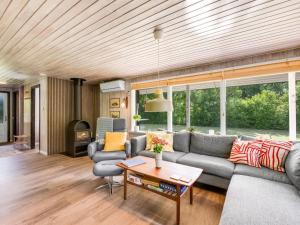 Holiday Home Nelina - 950m to the fjord by Interhome