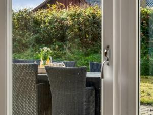 Holiday Home Raadengaard - 400m from the sea by Interhome