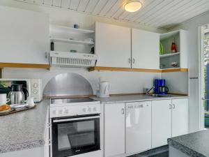 Holiday Home Akira - 500m to the fjord by Interhome