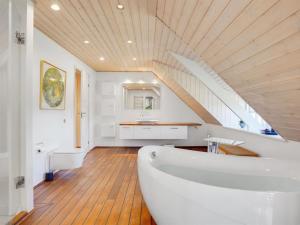 Holiday Home Gertrudis - 2km to the fjord by Interhome