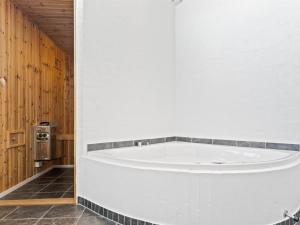 Holiday Home Simona - 300m from the sea by Interhome