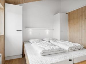 Holiday Home Simona - 300m from the sea by Interhome