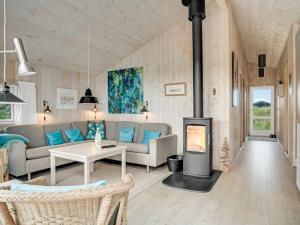 Holiday Home Syni - 500m from the sea by Interhome